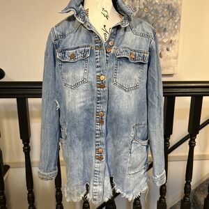 KanCan Blue Jean Jacket Size XS Womens Distressed Denim Raw‎ Hems